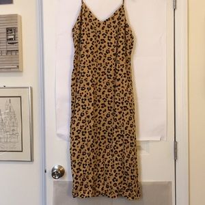 Midi cheetah print dress